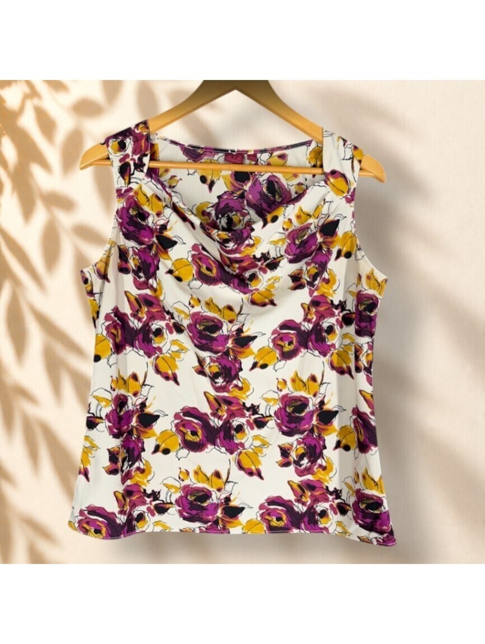 212 Collection Blouse Women M Medium White Floral V-Neck Sleeveless Wide Strap